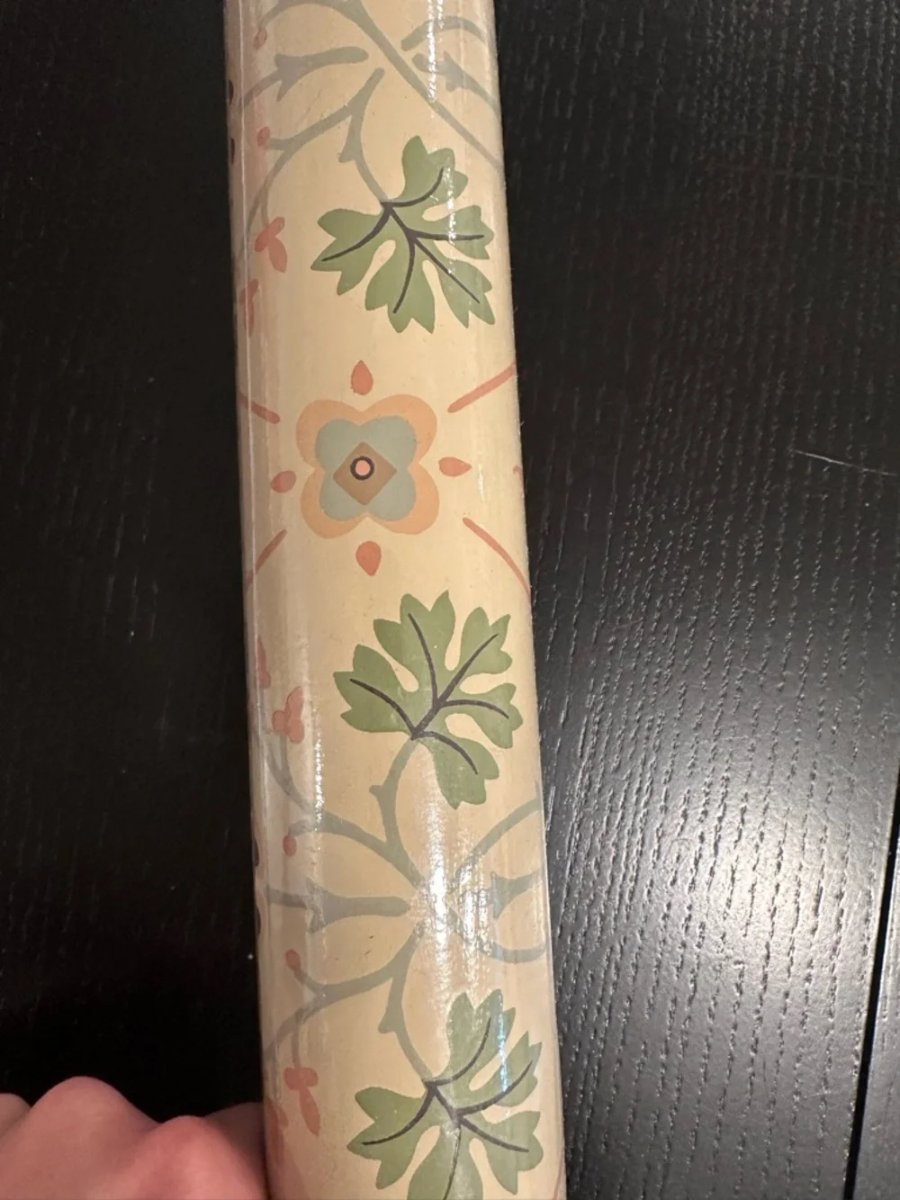 Brunshwig & Fils Designer Pugin Rose Wallpaper - RARE Floral wallpaper